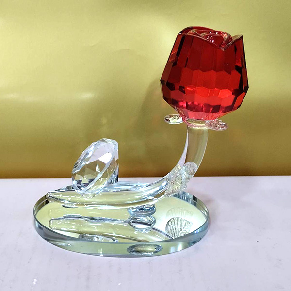 Exclusive Decorative Showpiece